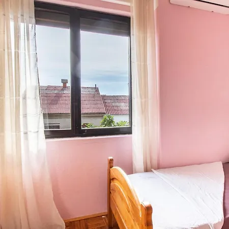 Holiday home 5 Bedroom Gorgeous In - Jasenice *